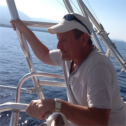 alan baines yacht broker